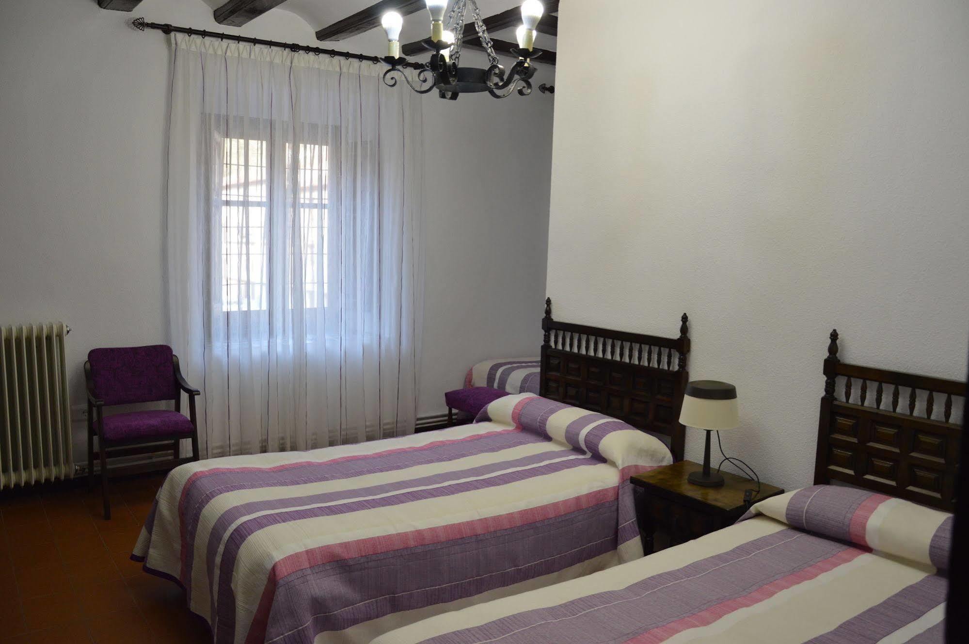 Hostal De Montana La Casa Grande Nogueruelas Luaran gambar